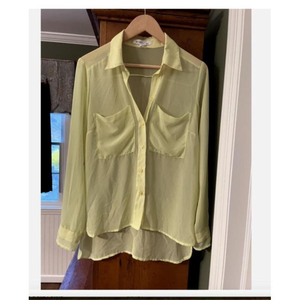 BCBGeneration Sheer Yellow Button Down Blouse Top Women Small Long Sleeve Pocket